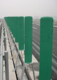 防眩目板、防撞桶、声屏障、防抛网